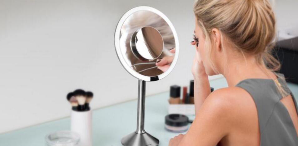 女神经秒变女神:神奇的化妆镜Sensor Mirror Pro1