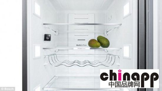 博世内置摄像头智能冰箱 随时查看冰箱内食物存储1