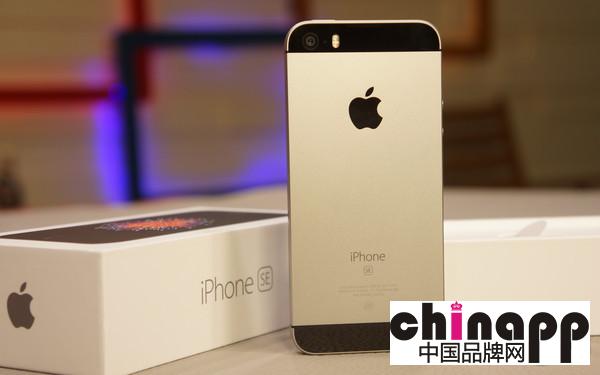 厂商真那么善变，看苹果推小屏iPhone SE就跟着学?4