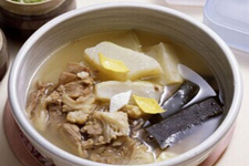 木棉花煲汤：瘦肉汤