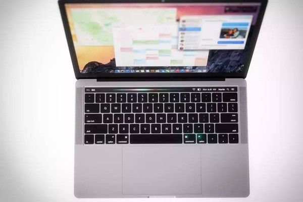 新款MacBookPro比较新消息，电源键加入指纹识别1