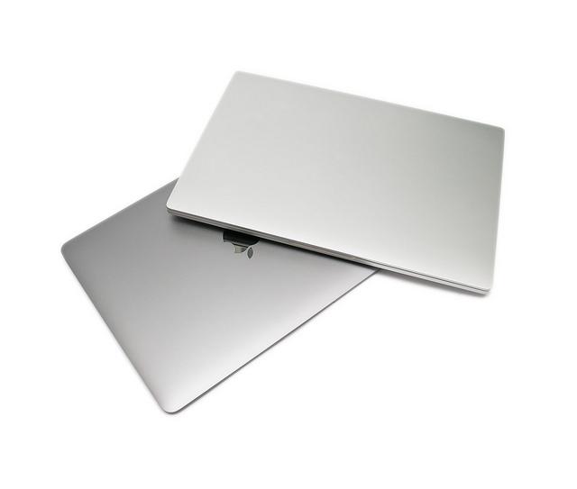 小米Air和苹果Macbook的超有趣专业比对！2