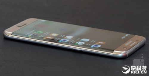 三星Galaxy S8曝光：四边都是曲面屏2