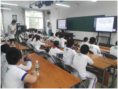 怡宝百图计划走进城市小学，为乡村同龄小朋友捐书送爱1