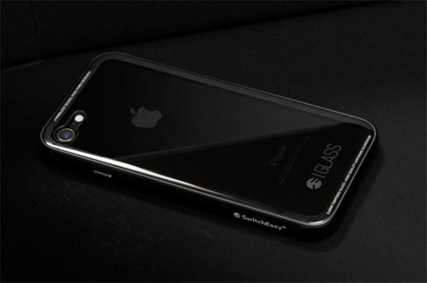 逼格兼具实用 首款为亮黑iPhone 7而生的玻璃壳1