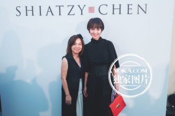 金晨巴黎時裝周看秀，COSBEAUTY 潤膚噴霧儀走哪兒帶哪兒8