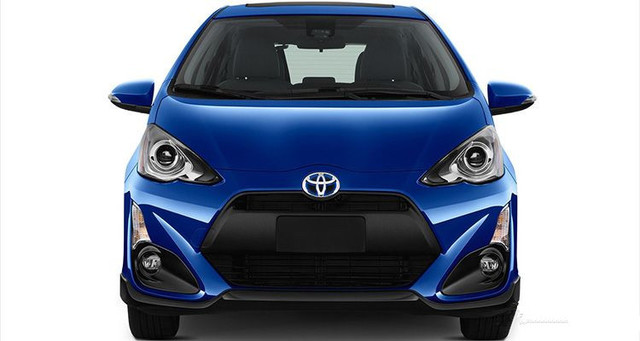 主打年轻范儿 2017款丰田Prius C混动2