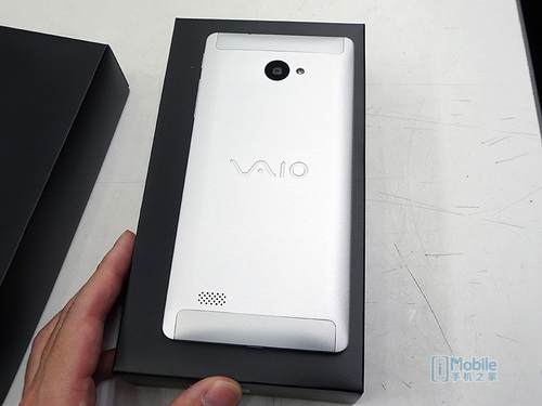 VAIO Phone Biz上市 搭载Win 10系统1
