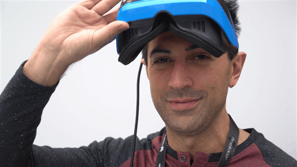 宏碁混合现实头盔试玩 当VR头盔用感觉很不错3