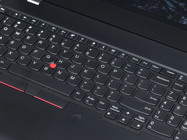 ThinkPad T570：大屏窄边框的极致体验8