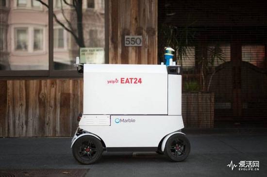 旧金山送货机器人无权过马路 因为它会欺负行人2