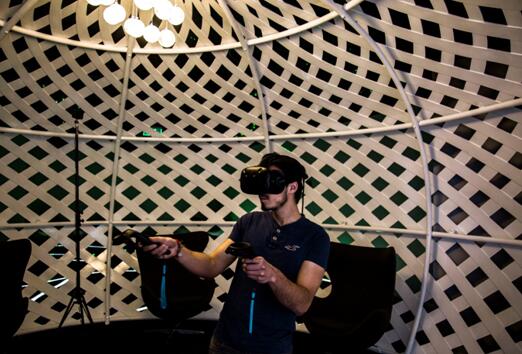 零售创变：国美建全球首家专业VR影院4