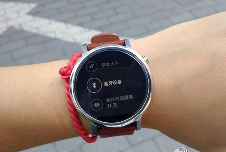 确认啦！Moto 360二代将于9月8日上海发布3