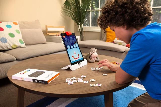 别只盯着iPad 比较适合送给儿童的智能玩具推荐