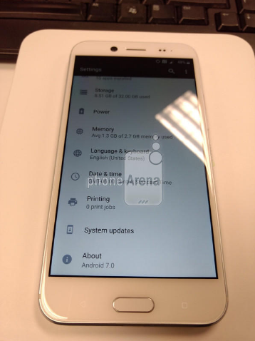HTC Bolt手机今日发布 真机提前曝光1