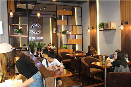 COLMAR饮品咖啡加盟店经营模式更灵活四季可盈利。