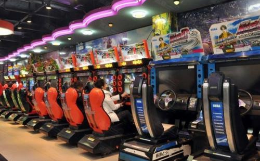 网友举报西安215家动漫城 呼吁砸掉赌博机器
