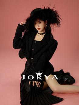 JORYAweekend 2022冬季携手品牌大使鞠婧祎，演绎精致与摩登感