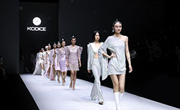 “渐见”更低碳的时尚，深圳时装周2023春夏系列璀璨落幕
