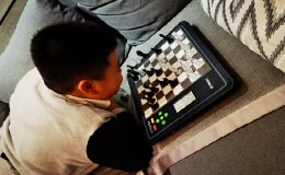 费米L6智能国际象棋：告别网络依赖，重归线下下棋