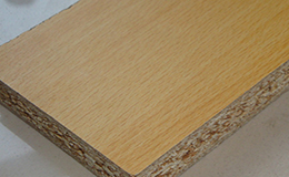 刨花板和实木颗粒板哪个好？如何区别
