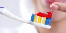如何正确使用牙膏