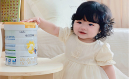 选奶粉参考不上火的奶粉排行榜，宝宝“嗯嗯”顺利，肠道更健康