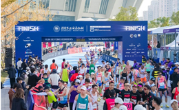 上马42.195KM，顺丰以专业与温度为赛事护航