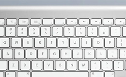 2025性能好的键盘排行榜：从客制化到游戏性能，如何选?