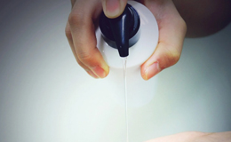 油头细软塌必看！2025实测8款好用控油蓬松洗发水品牌，洗后蓬松清爽