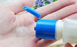 2025夏季男士控油洗面奶10款实测：高温持妆不泛油，户外党全肤质适配