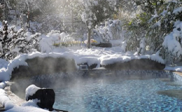 療愈 + 度假雙豐收 新疆最具特色的十大溫泉品牌盤點(diǎn)