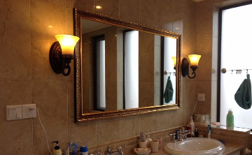 浴室镜子如何挑选？它怎么清洁？