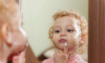 婴儿护肤品安全使用小贴士 与成人护肤品有何区别
