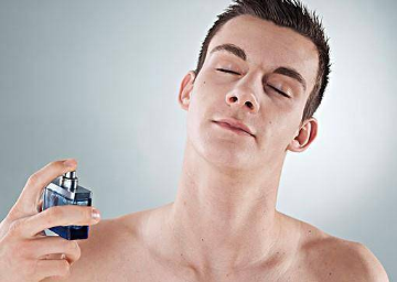 男士香水的使用方法与选购技巧