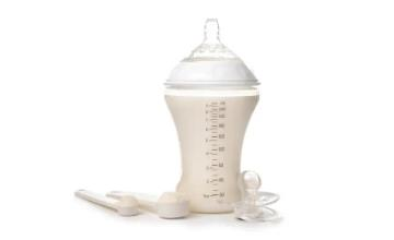 为宝宝冲奶粉你是否觉得越浓越营养呢？