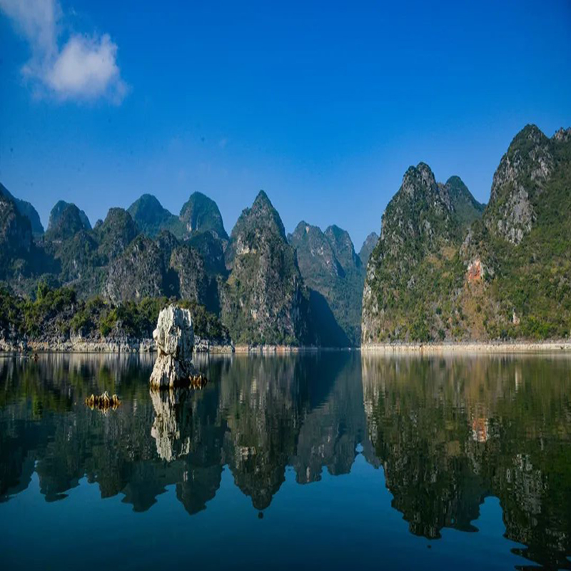 国内十大热门山地旅游目的地 中国十大受欢迎山地旅游景观