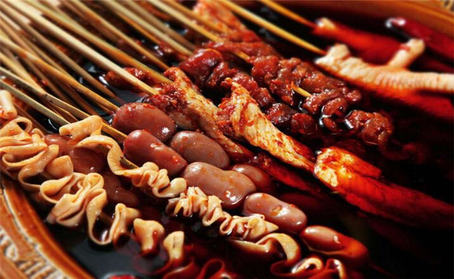 西街姑娘串串香加盟