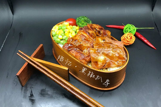 陪忆黑椒扒房加盟优势