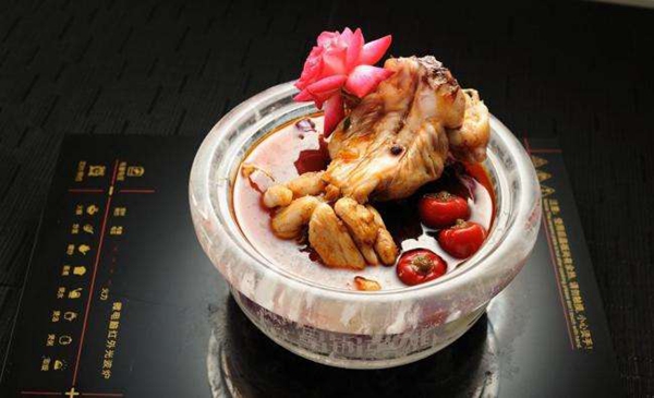 1545806800666082467343.jpg 暗香牛蛙火锅1.jpg