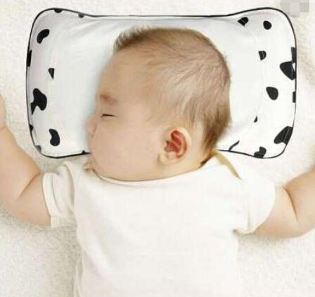 新生儿什么奶粉比较好？0岁宝宝可以枕枕头吗？