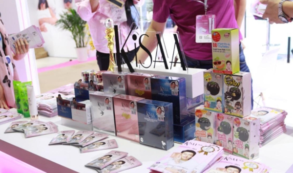 泰国护肤品KiSAA亮相上海第二十四届美容博览会 众多泰星鼎立加盟