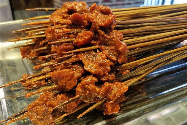 飚锅串串香加盟 飚锅串串香加盟