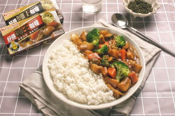 咔喱咖喱快餐加盟 咔喱咖喱快餐加盟