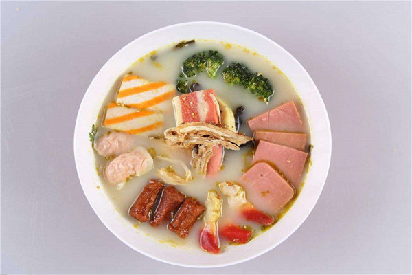 川之味麻辣烫加盟