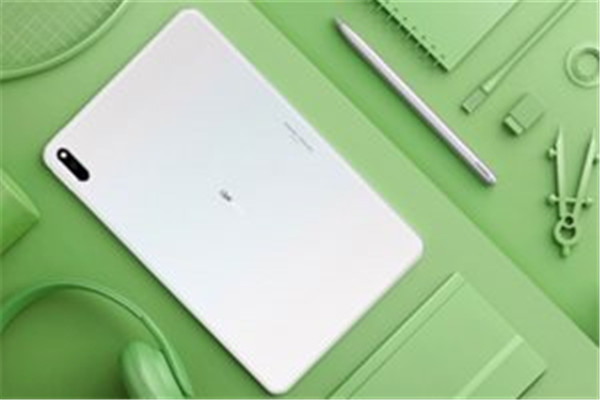 苏宁开售华为全新MatePad平板电脑