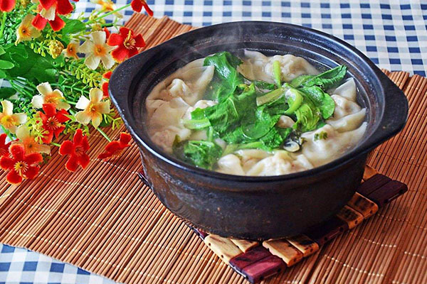 陈老湿的砂锅馄饨