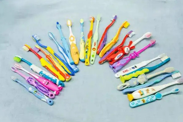 儿童牙刷8.jpg