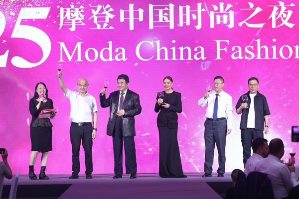 17570342616593432183464.jpg 2.jpg