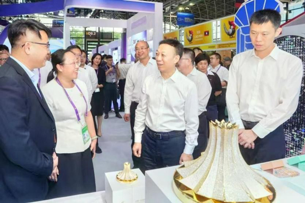 17588532504659386161089.jpg 2.jpg